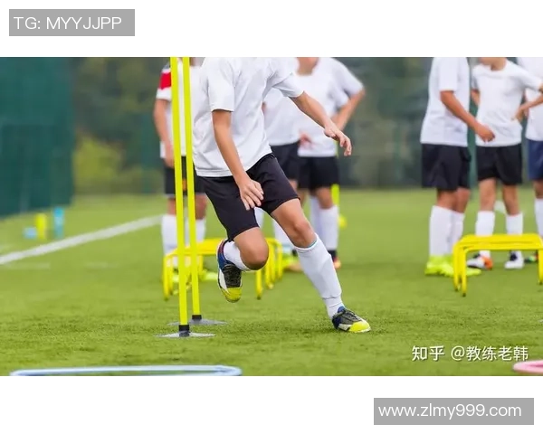 足球明星在30米冲刺中的速度表现与训练秘诀揭秘