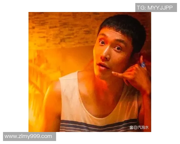 足球明星张艺兴的传奇旅程与场上风采揭秘 足球明星张艺兴的传奇旅程与场上风采揭秘